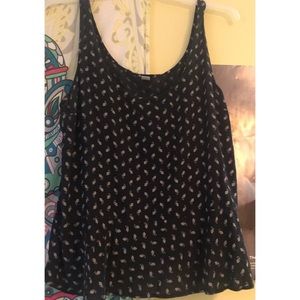 Old Navy flowy tank!